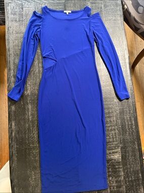 love lies chiffon dress in red Amarra 89461 Primary color:Antique Rose colour: oyster-satin-cowl-neck-midi-dress contoured fit Berry Coast Party Sequin